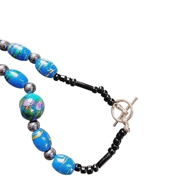 BOHEMIAN Blue Mother of Pearl Pendant Necklace - Picture 4 of 6